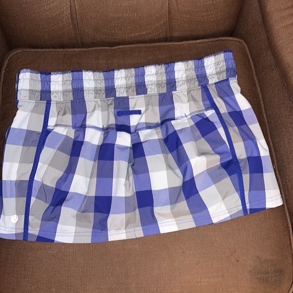 Lululemon Skort size 8 - Picture 4 of 6